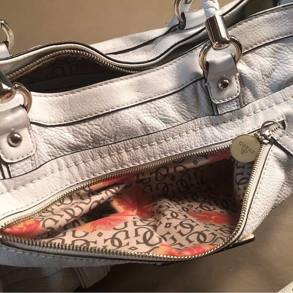 White Guess Satchel - Picture 3 of 11